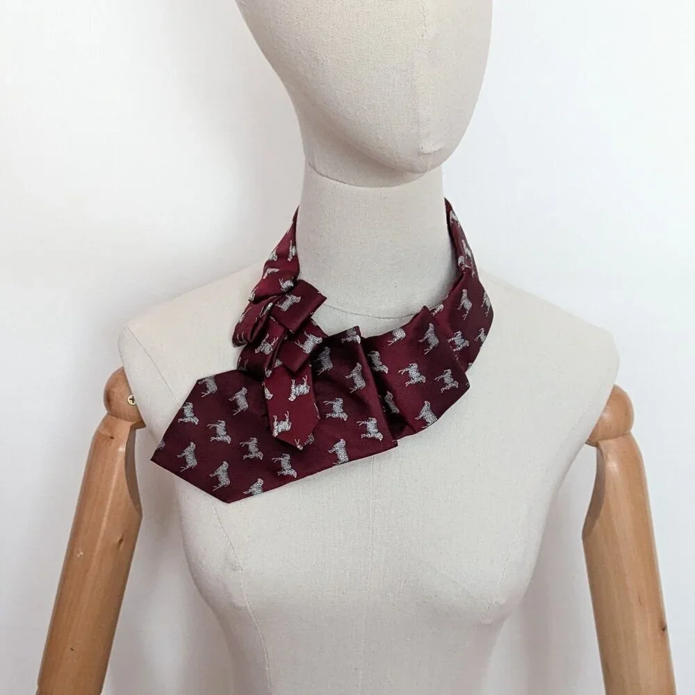 NWT Ogsplosh Unisex Ascot Scarf Wine Sheep Print Size Medium
